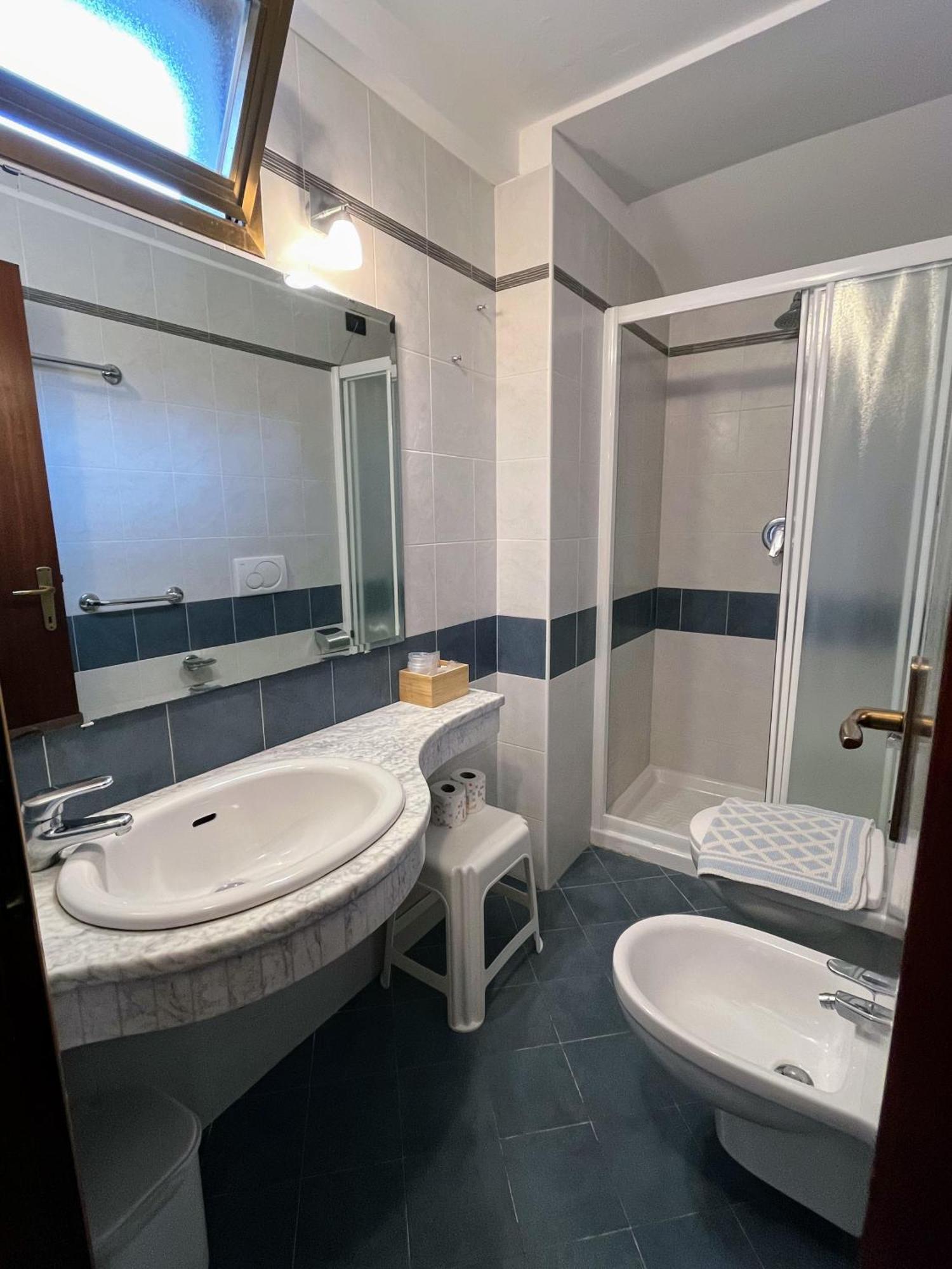 Albergo Villa Denny Ріміні Номер фото